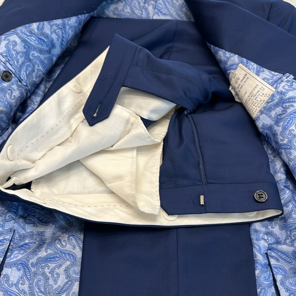 Samuelsohn Royal Blue Suit - Size 38S - Picture 5 of 6